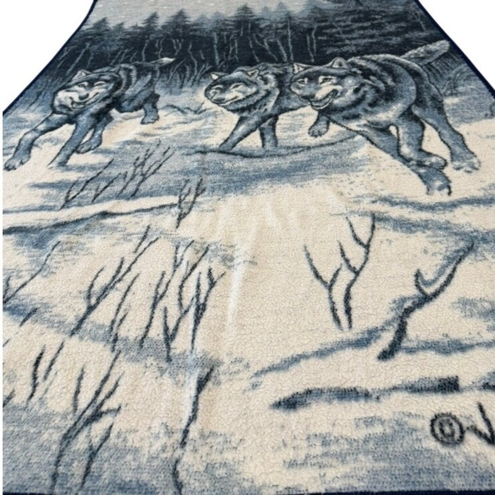 Vintage Biederlack James Hautman Wolf Fleece Blanket Blue White 78x52 USA Made